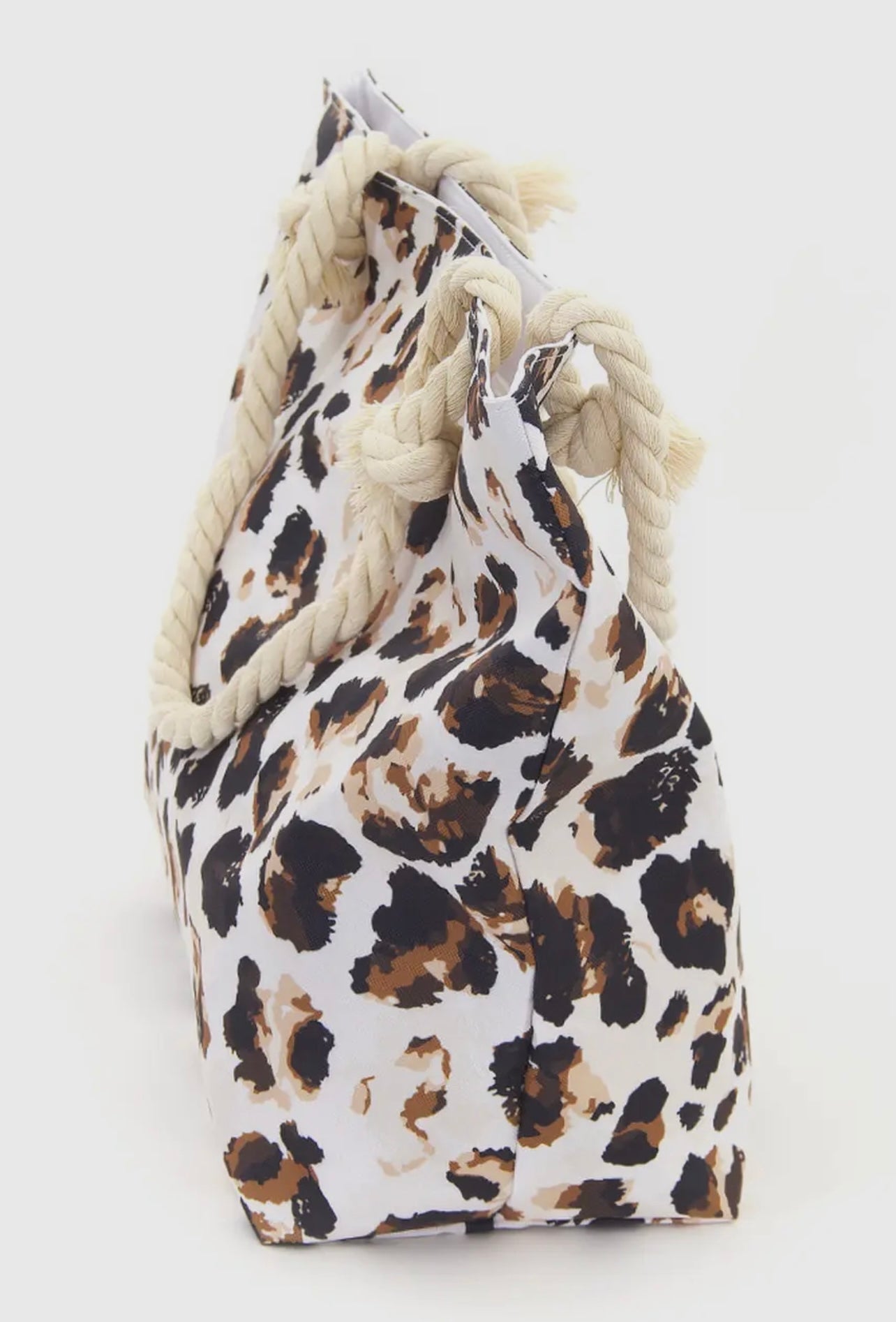 Leopard Beach/Tote Bag